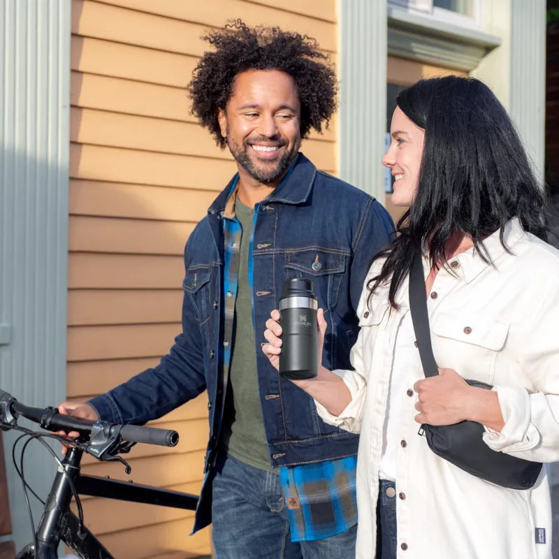 Stanley Classic Trigger Mug 8.5oz / 0.25L Black-2